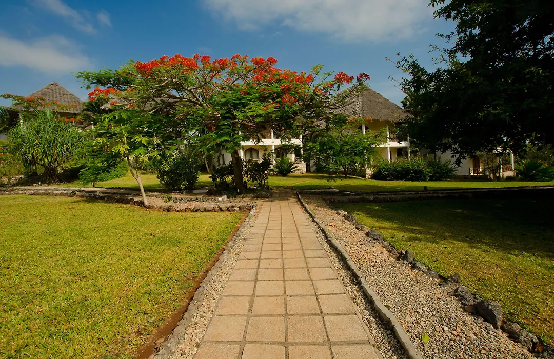Bluebay Beach Resort & Spa-1